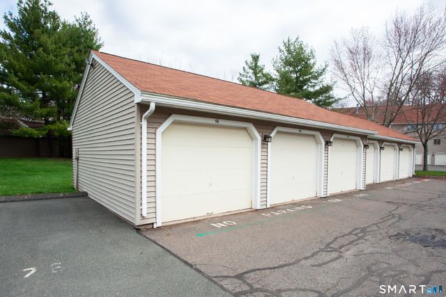 66 Woodcock Court 66, Windsor Locks, CT 06096