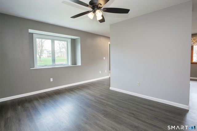 66 Woodcock Court 66, Windsor Locks, CT 06096