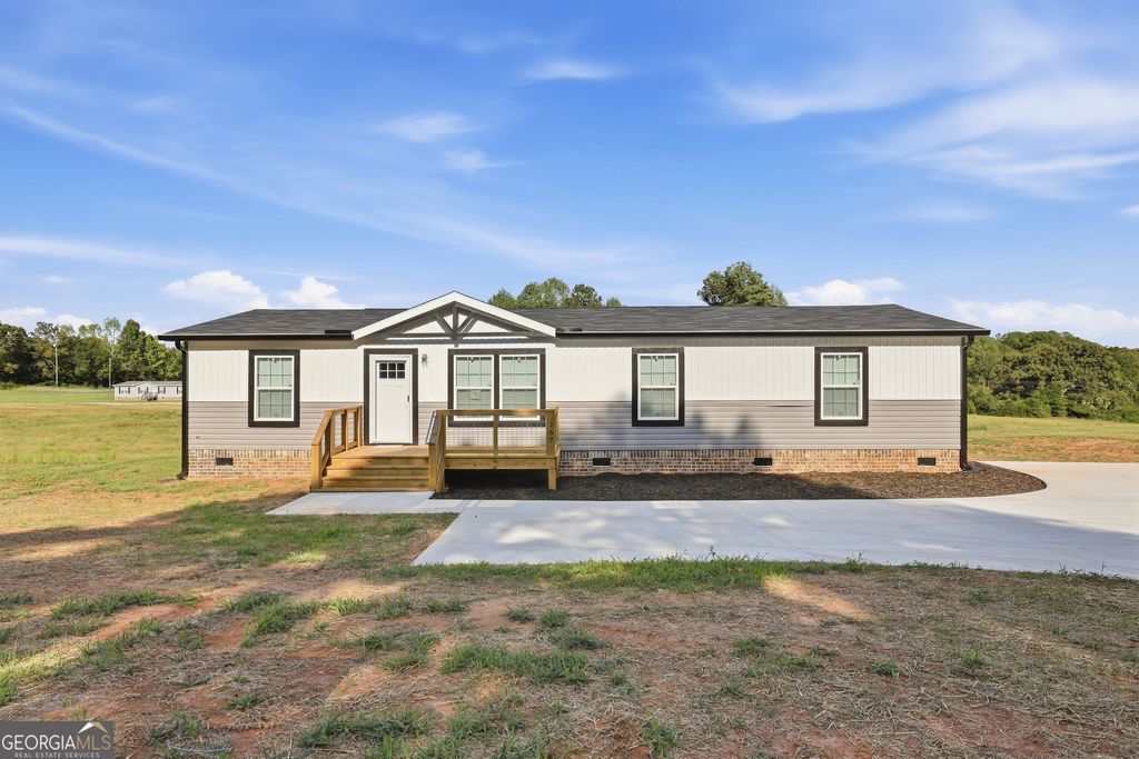 167 Eastanollee Road, Eastanollee, GA 30538