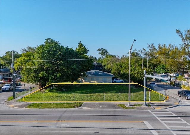 1205 NW 79th St, Miami, FL 33147