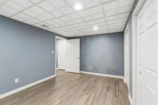 2570 N Jade Avenue, Arlington Heights, IL 60004