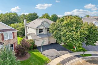2570 N Jade Avenue, Arlington Heights, IL 60004