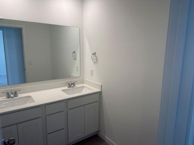 6297 Ivywood Avenue S, Cottage Grove, MN 55016