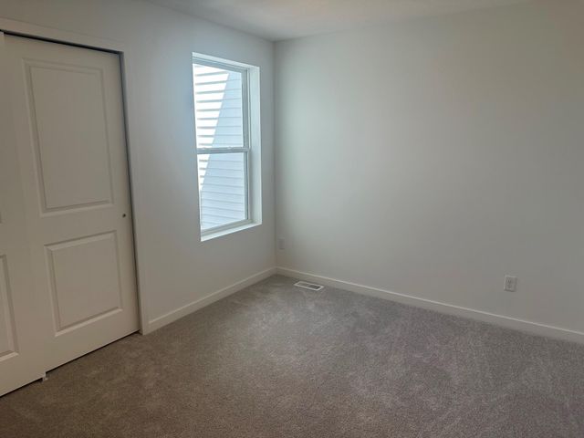6297 Ivywood Avenue S, Cottage Grove, MN 55016