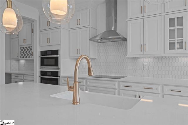 532 Winstone Trail, Woodruff, SC 29388