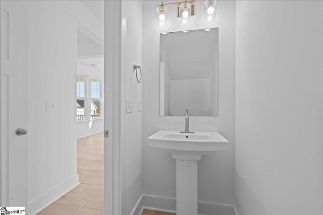 532 Winstone Trail, Woodruff, SC 29388