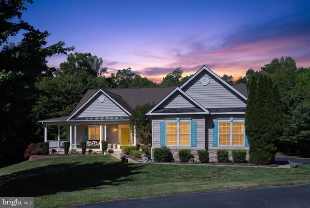 325 GENTLE BREEZE CIR, Fredericksburg, VA 22406