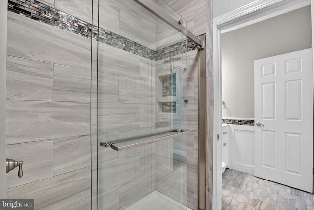 325 GENTLE BREEZE CIR, Fredericksburg, VA 22406