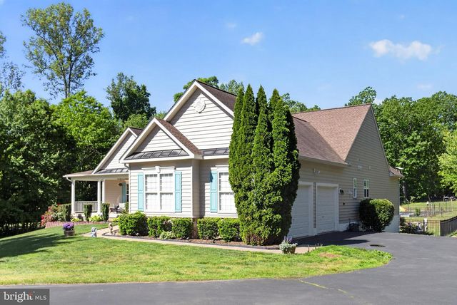 325 GENTLE BREEZE CIR, Fredericksburg, VA 22406