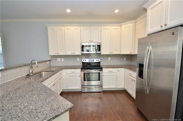 914 W Rowan Street, Fayetteville, NC 28301