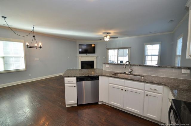 914 W Rowan Street, Fayetteville, NC 28301