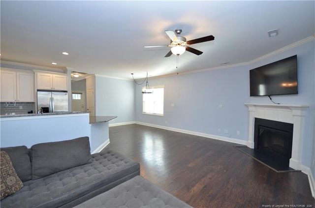 914 W Rowan Street, Fayetteville, NC 28301