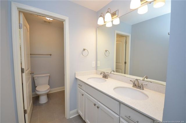 914 W Rowan Street, Fayetteville, NC 28301