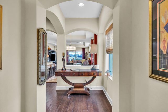 633 CHIPPER DRIVE, Sun City Center, FL 33573