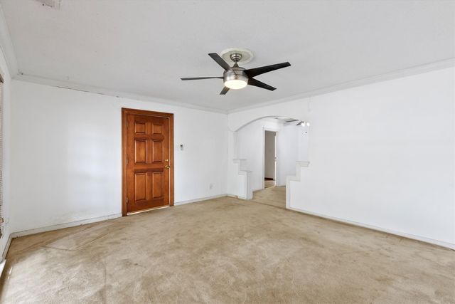 3410 LAWNVIEW Avenue, Dallas, TX 75227