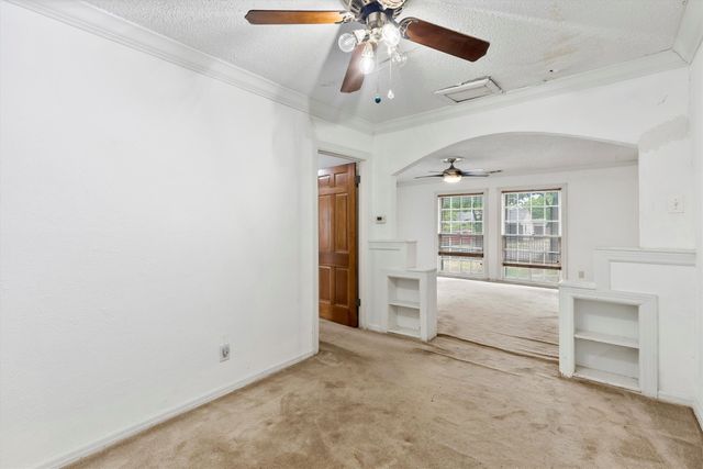 3410 LAWNVIEW Avenue, Dallas, TX 75227