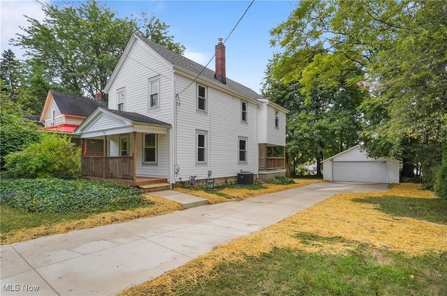 562 Tallmadge Road, Cuyahoga Falls, OH 44221