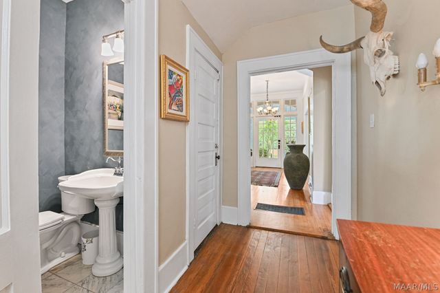 11 S Capitol Parkway, Montgomery, AL 36107