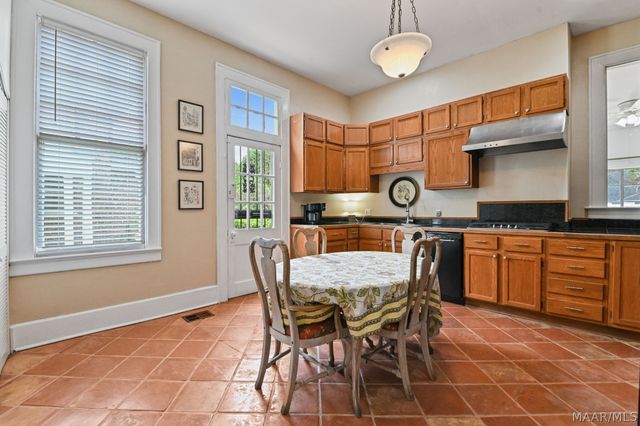 11 S Capitol Parkway, Montgomery, AL 36107