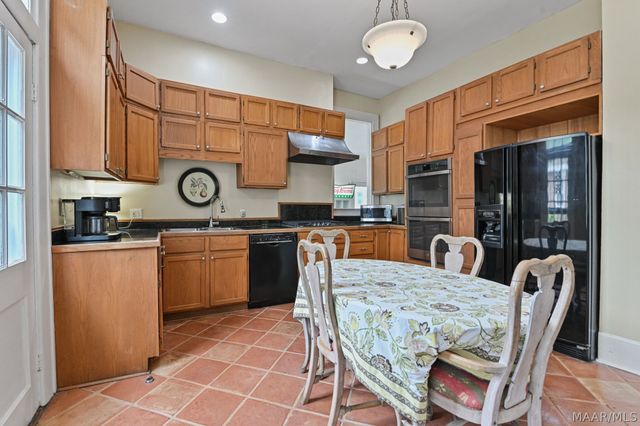 11 S Capitol Parkway, Montgomery, AL 36107