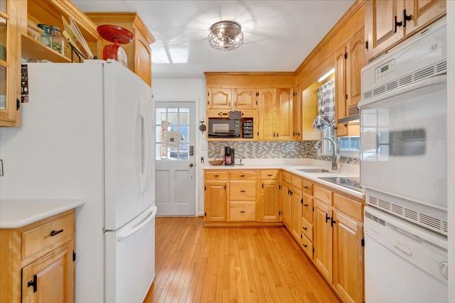 2831 Westclub DR, Salem, VA 24153