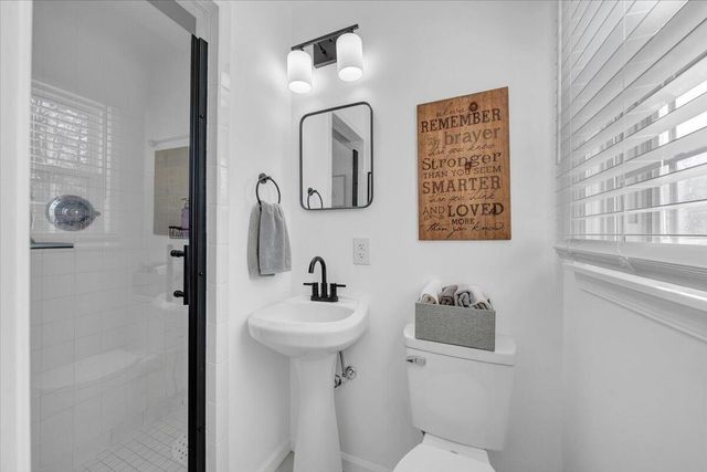 2831 Westclub DR, Salem, VA 24153