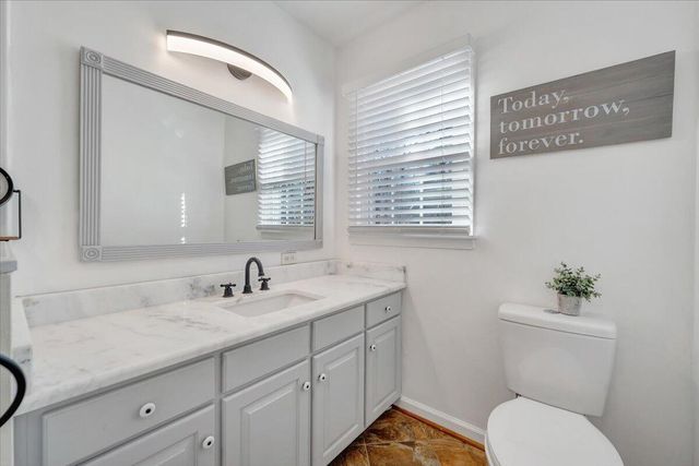 2831 Westclub DR, Salem, VA 24153