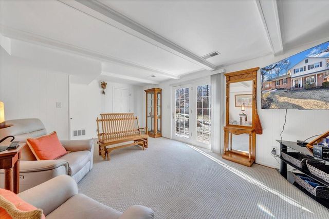 2831 Westclub DR, Salem, VA 24153