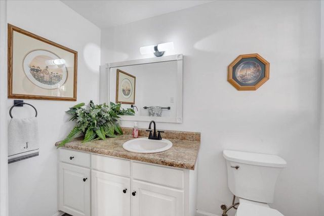 2831 Westclub DR, Salem, VA 24153