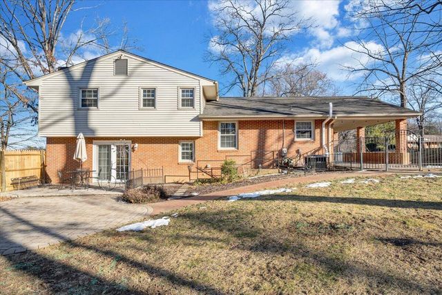 2831 Westclub DR, Salem, VA 24153