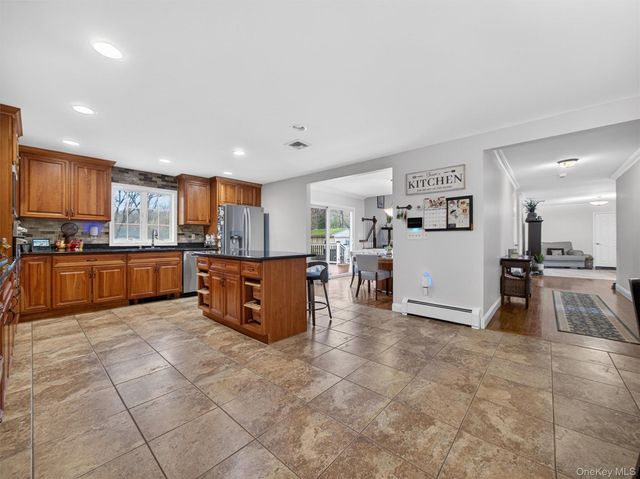 10 Rensselaer Drive, Spring Valley, NY 10977