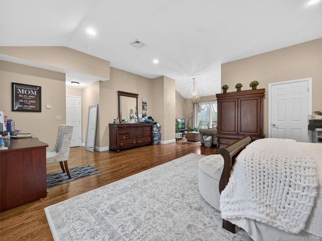 10 Rensselaer Drive, Spring Valley, NY 10977