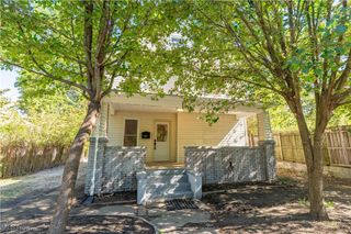 817 Raymond Street, Akron, OH 44307