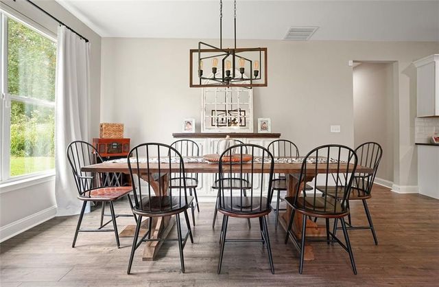 120 E KILLIAN Street, Canton, GA 30114