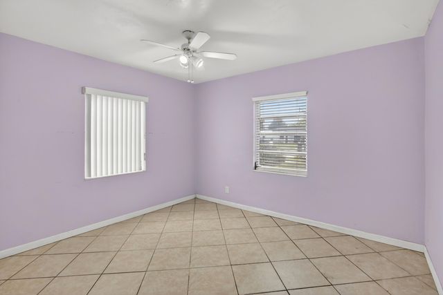 121 NW 52nd Street, Oakland Park, FL 33309