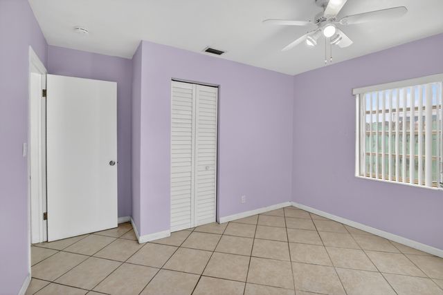 121 NW 52nd Street, Oakland Park, FL 33309