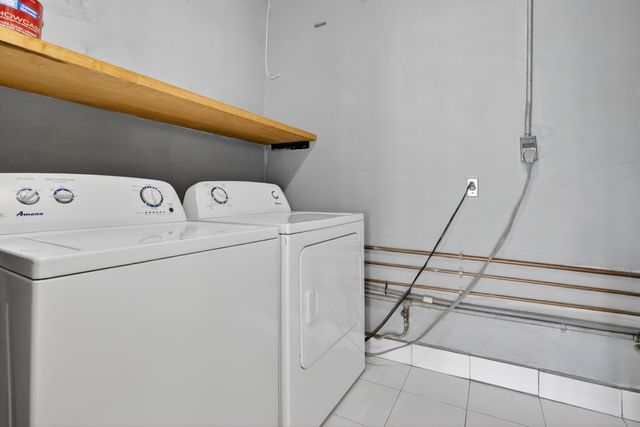 121 NW 52nd Street, Oakland Park, FL 33309