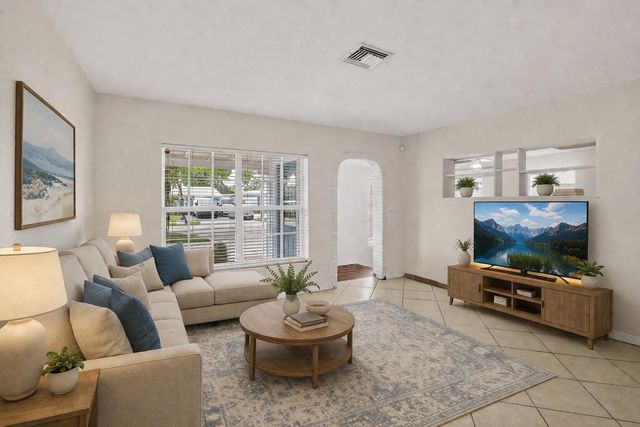 121 NW 52nd Street, Oakland Park, FL 33309