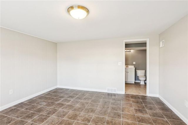 5601 NE San Rafael Drive, Kansas City, MO 64119