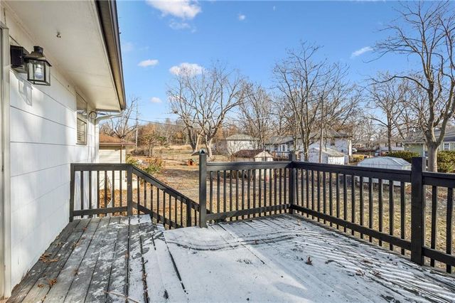 5601 NE San Rafael Drive, Kansas City, MO 64119