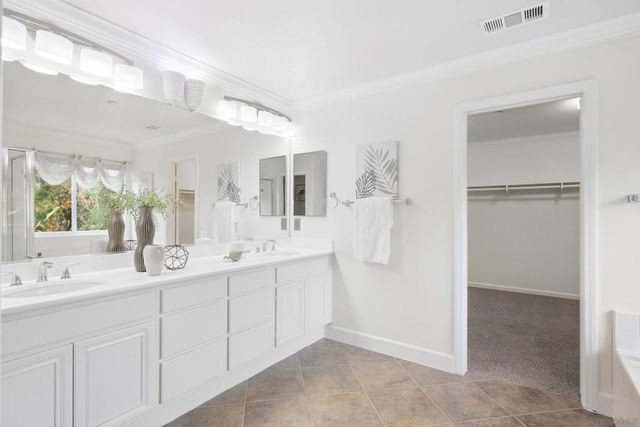 1884 Autumn, Vista, CA 92084