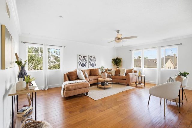 1884 Autumn, Vista, CA 92084