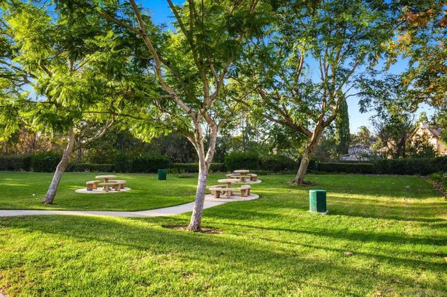 1884 Autumn, Vista, CA 92084