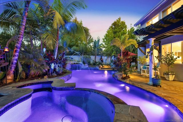 1884 Autumn, Vista, CA 92084
