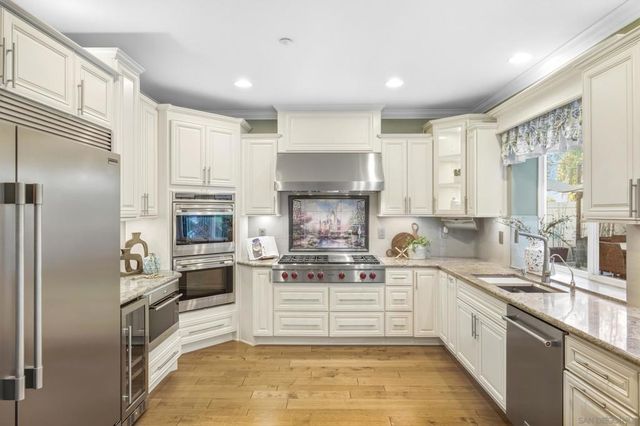 1884 Autumn, Vista, CA 92084