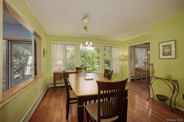 17 Merriewold Lane N, Monroe, NY 10950