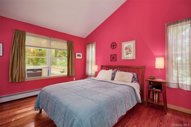 17 Merriewold Lane N, Monroe, NY 10950
