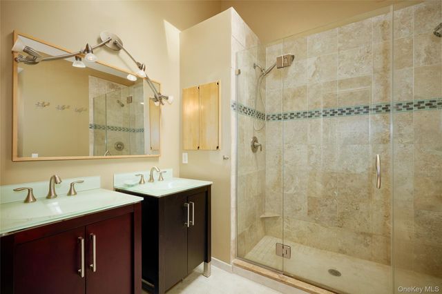 17 Merriewold Lane N, Monroe, NY 10950