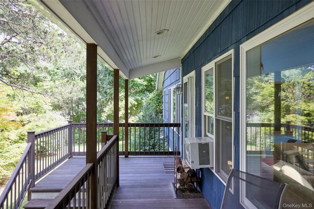 17 Merriewold Lane N, Monroe, NY 10950