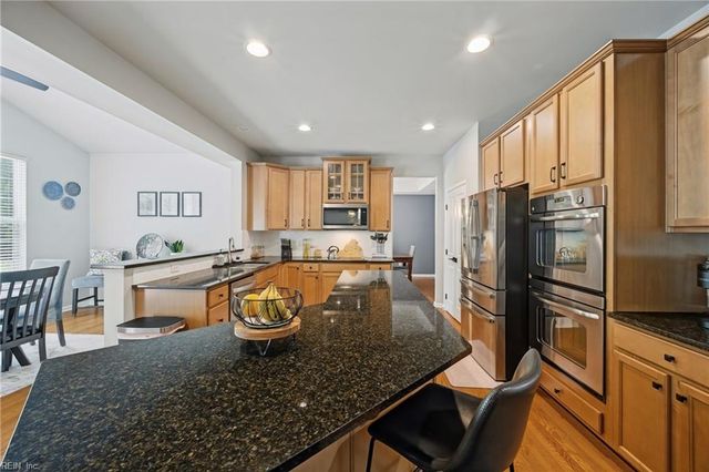 9318 Stonehouse GLN, Toano, VA 23168